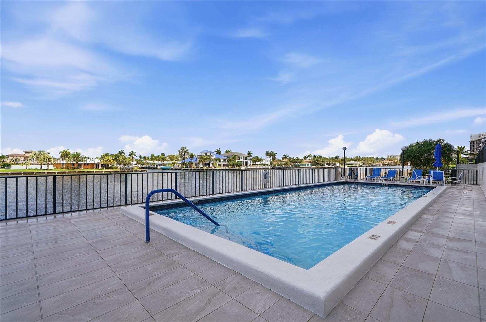521 N Riverside Dr # 606