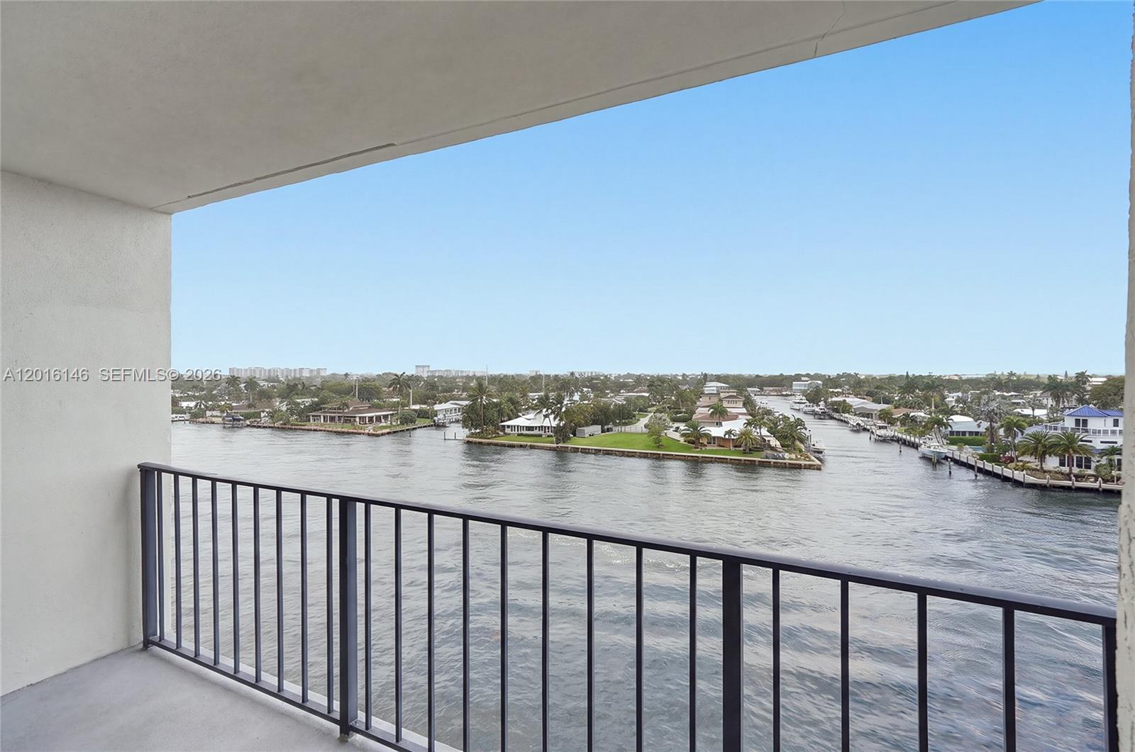 521 N Riverside Dr # 606