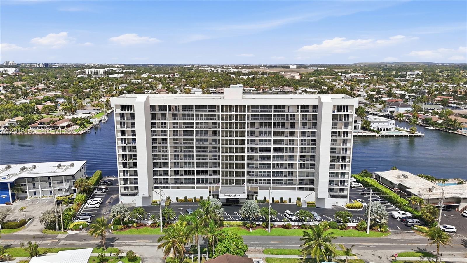 521 N Riverside Dr # 606