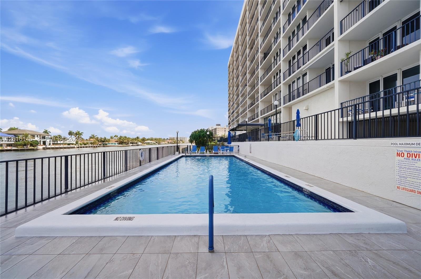 521 N Riverside Dr # 606