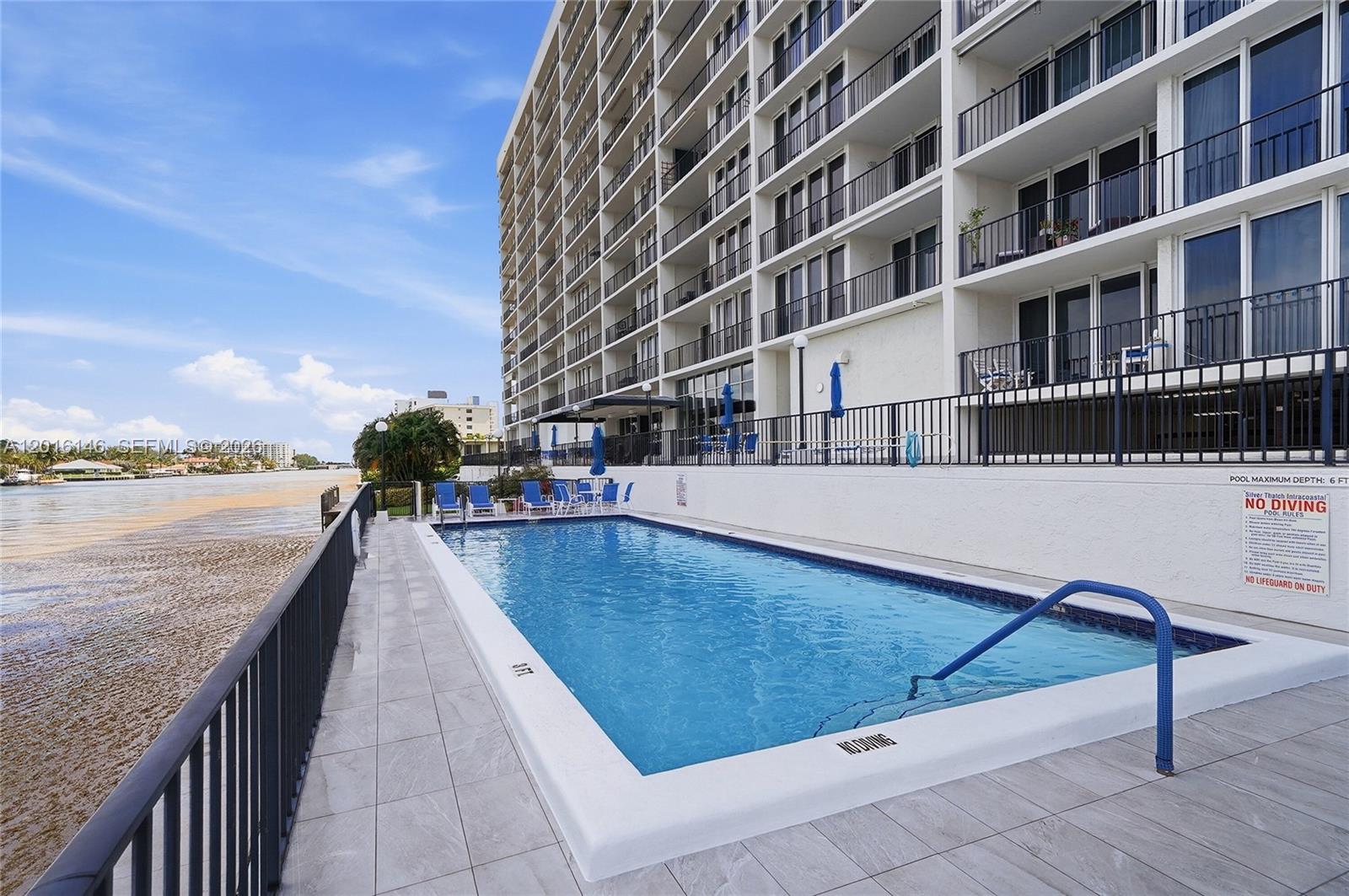521 N Riverside Dr # 606