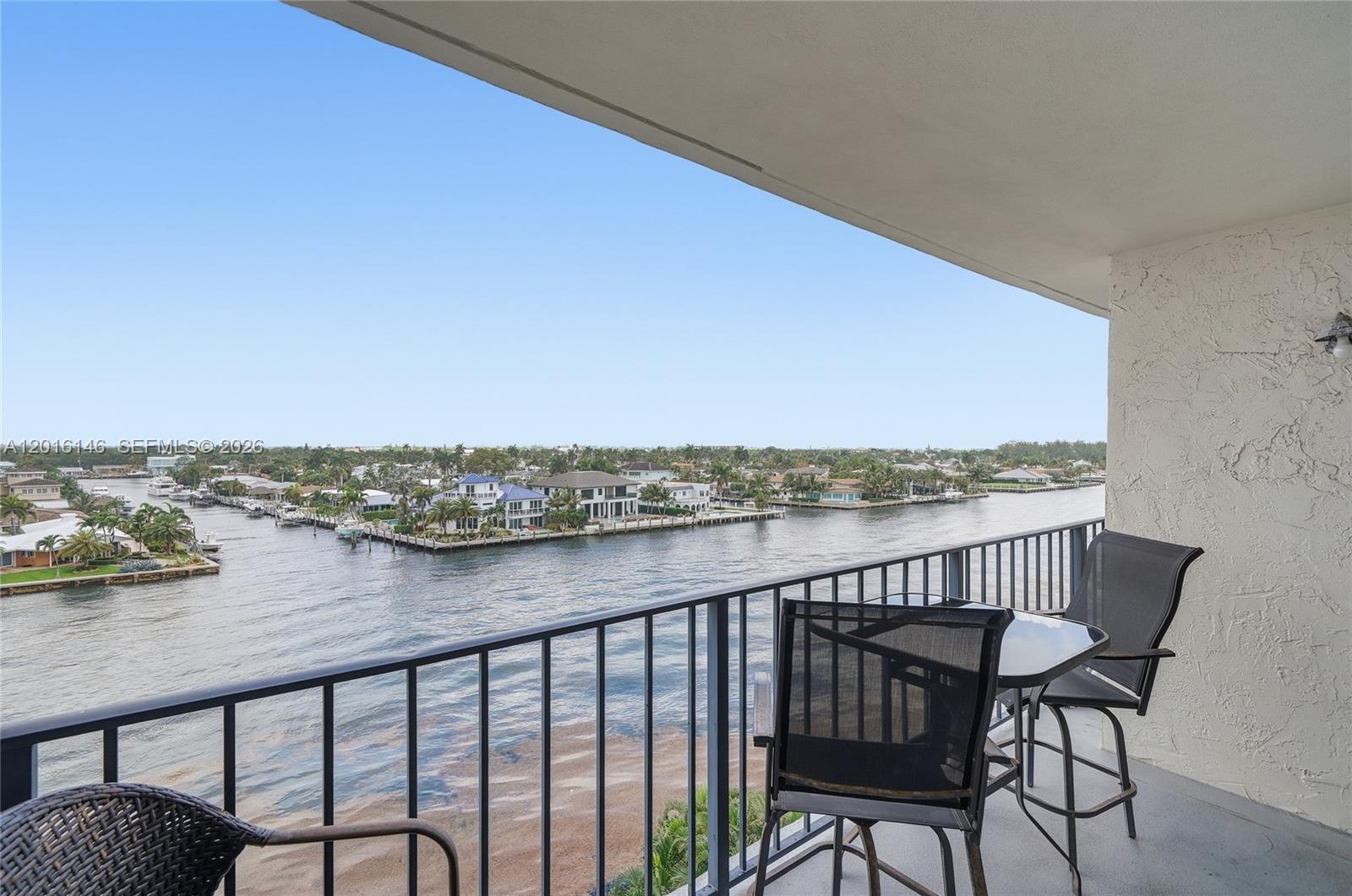 521 N Riverside Dr # 606