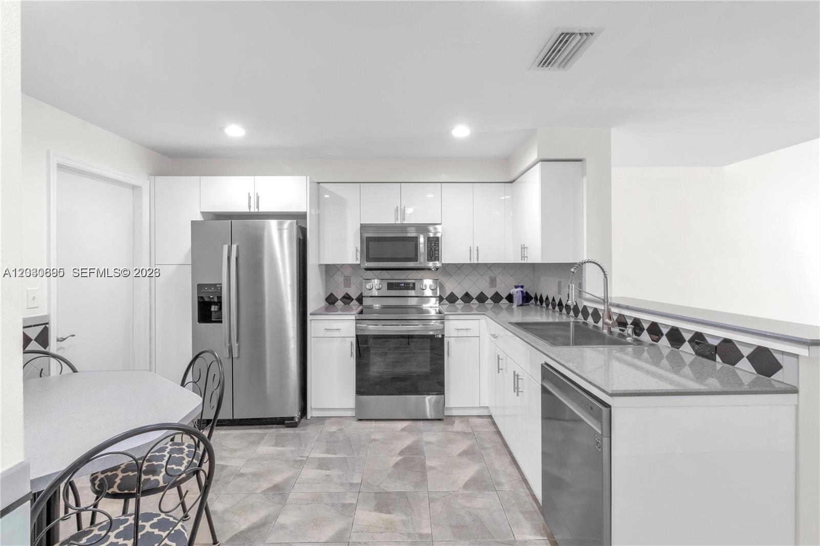1393 Barcelona Way # 26 Unit: 4-26