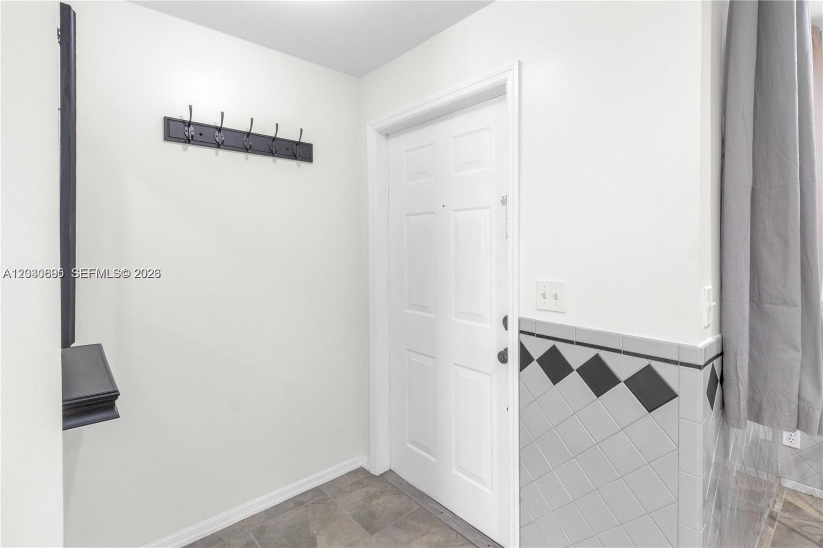 1393 Barcelona Way # 26 Unit: 4-26