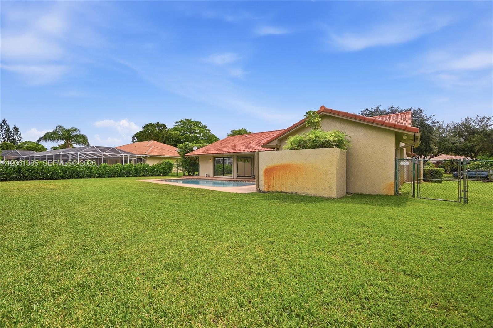 866 NW 110th Ave