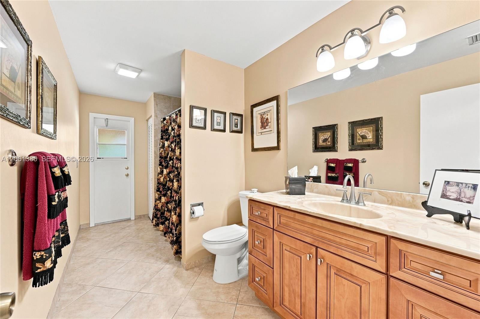 866 NW 110th Ave