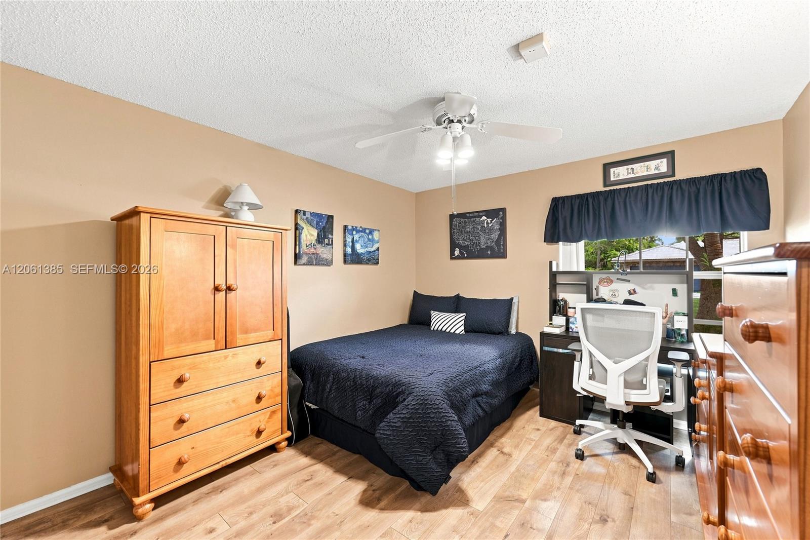 866 NW 110th Ave
