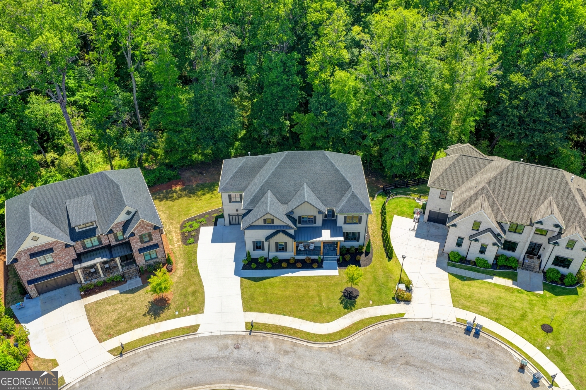 1370 Rumson Lane