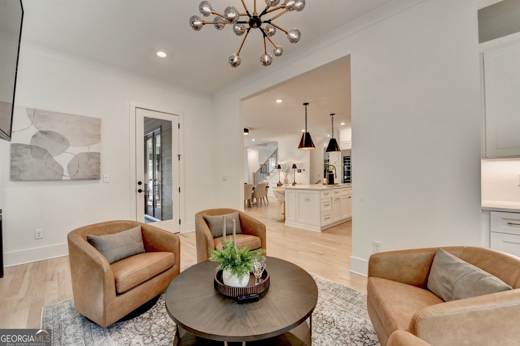 1370 Rumson Lane