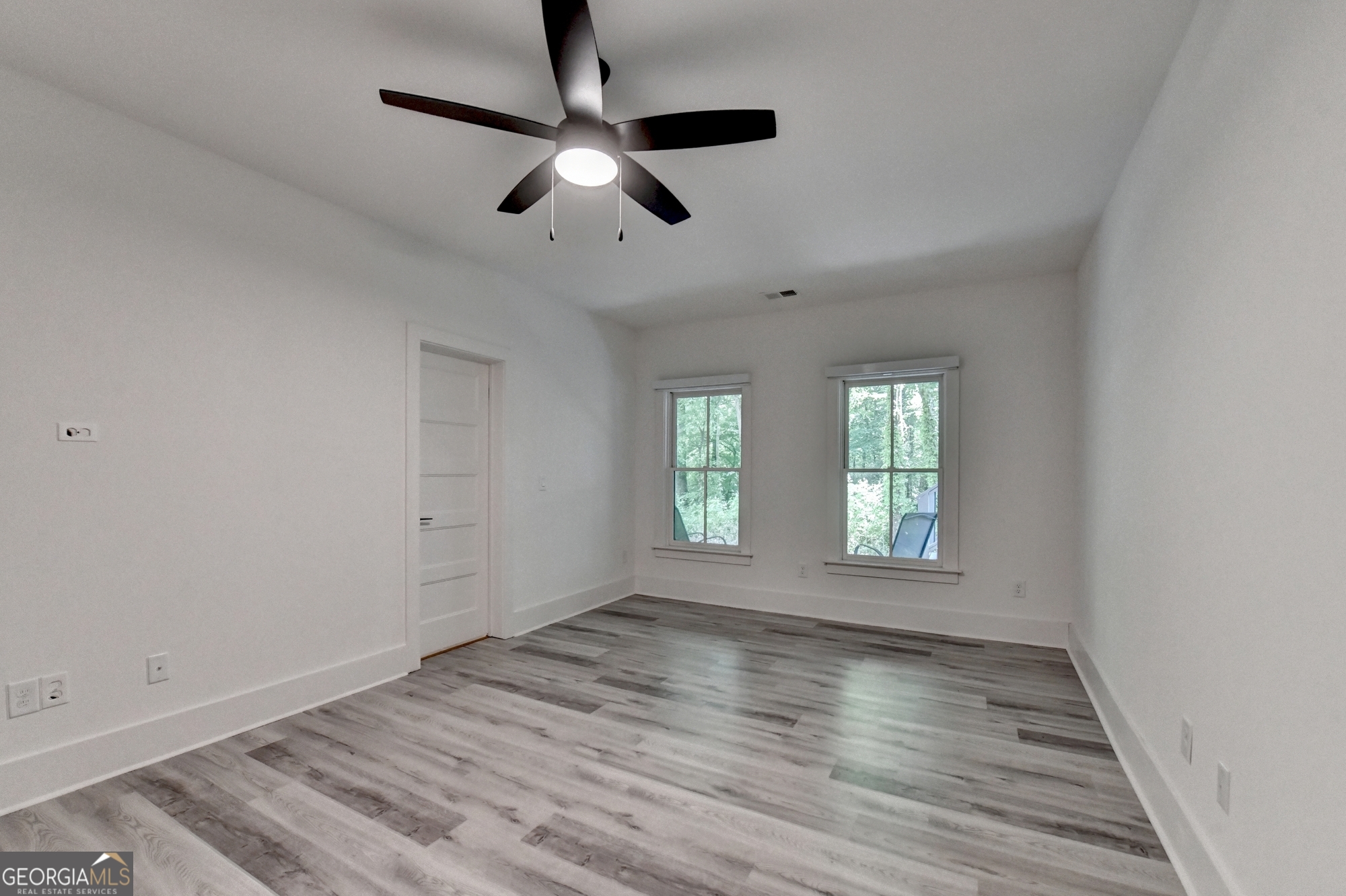 1370 Rumson Lane