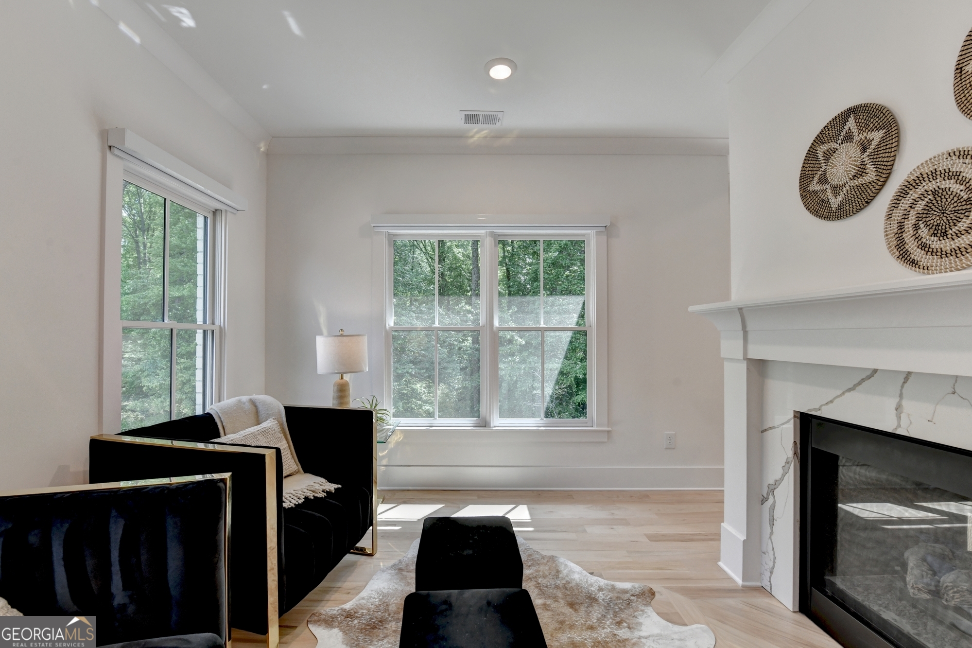 1370 Rumson Lane