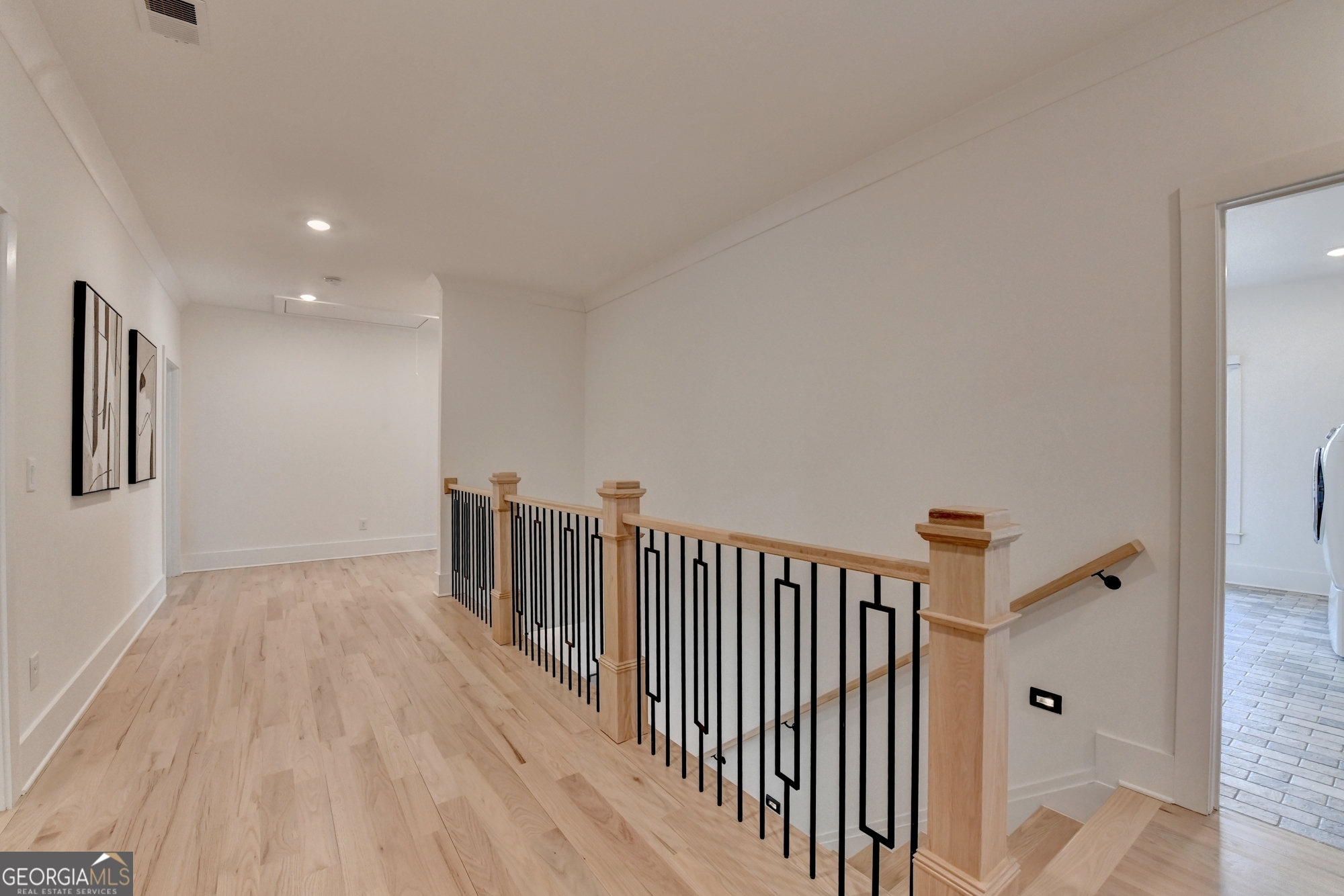 1370 Rumson Lane