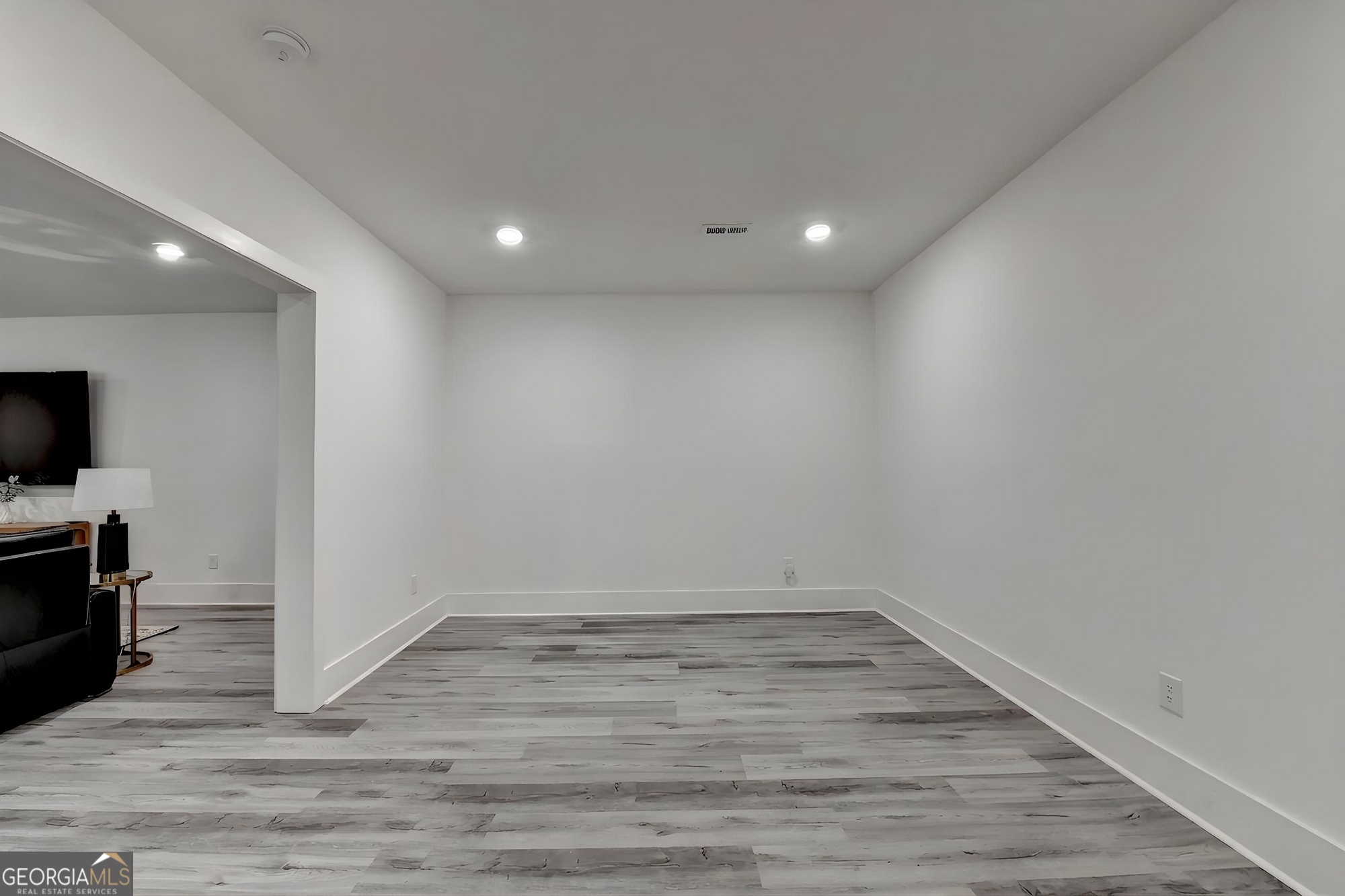 1370 Rumson Lane