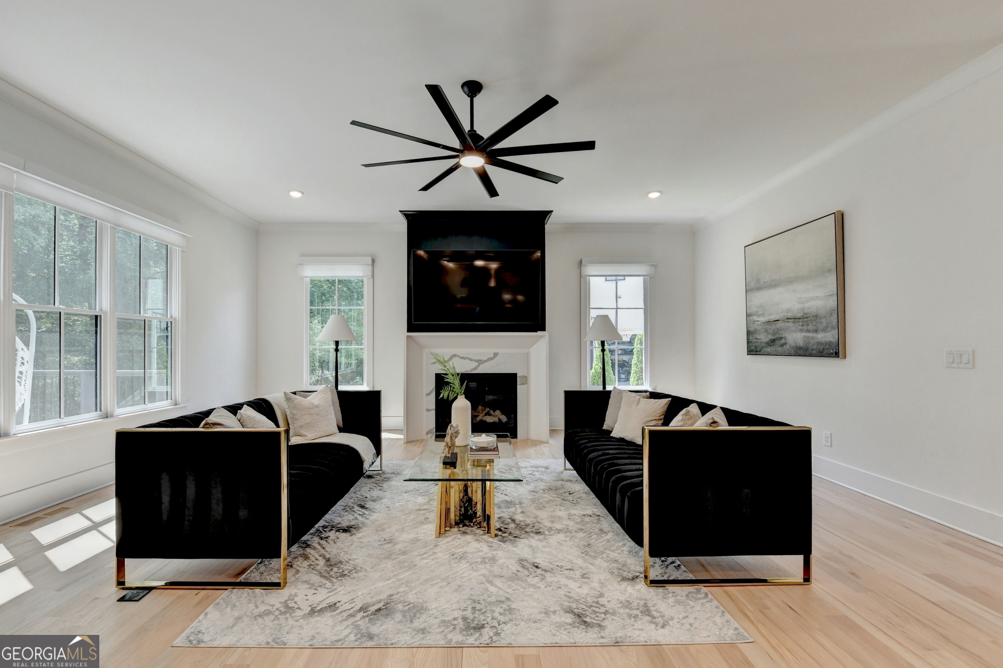 1370 Rumson Lane