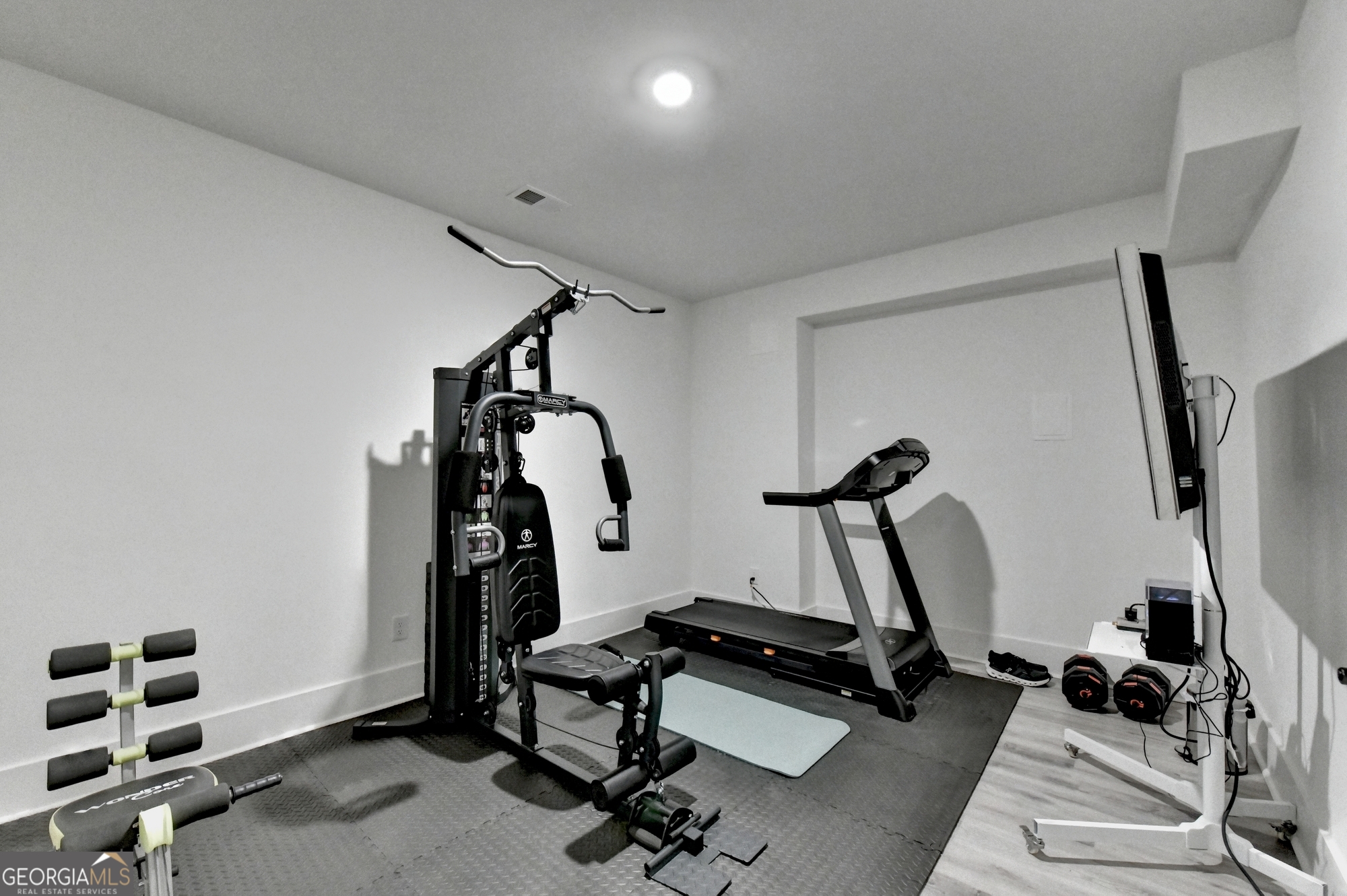 1370 Rumson Lane