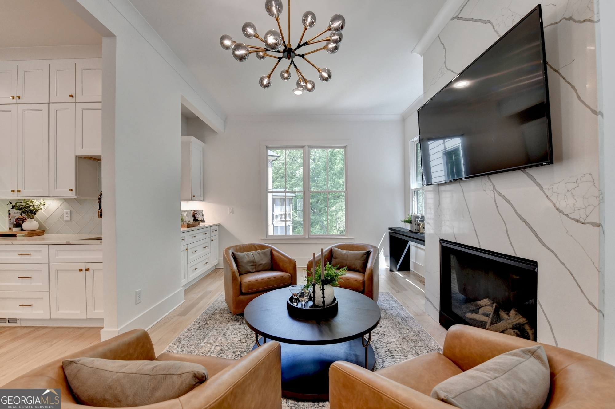 1370 Rumson Lane