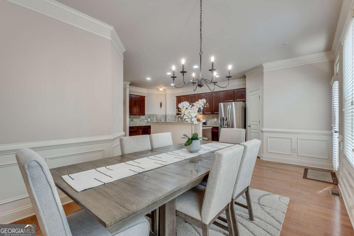 9005 Woodland Trail