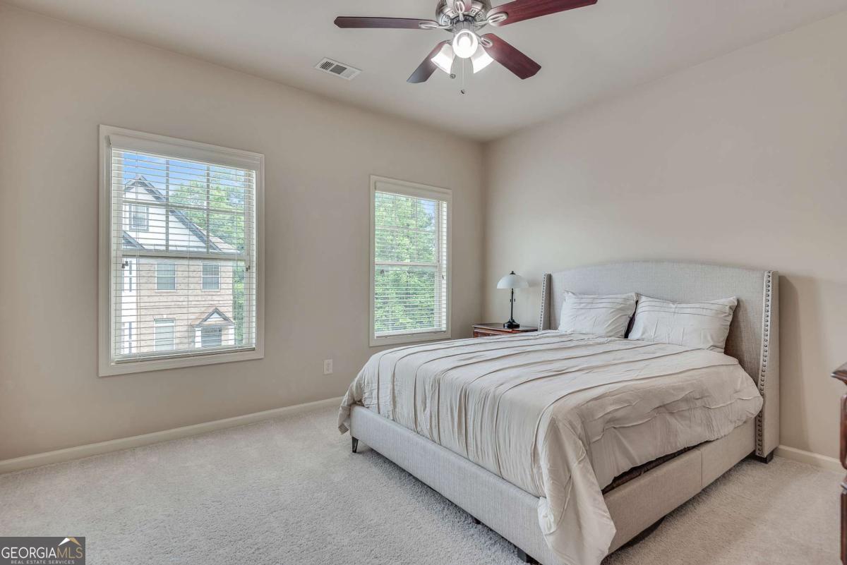 9005 Woodland Trail