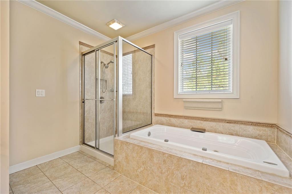 4955 Ivy Ridge Drive SE Unit 404
