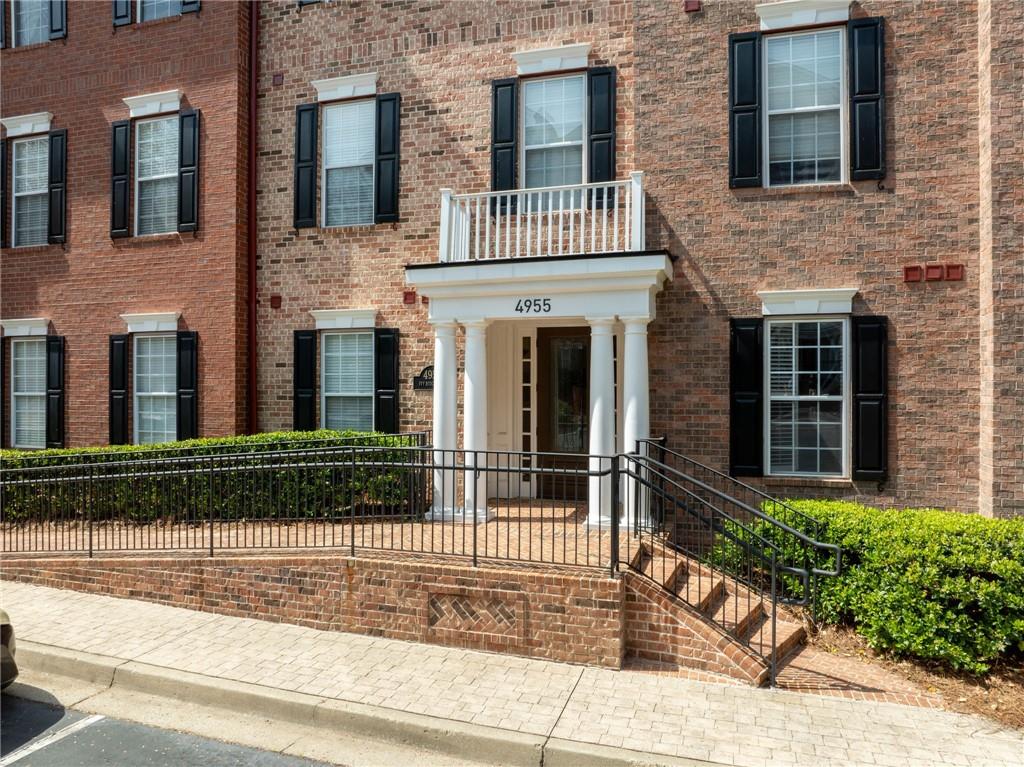 4955 Ivy Ridge Drive SE Unit 404