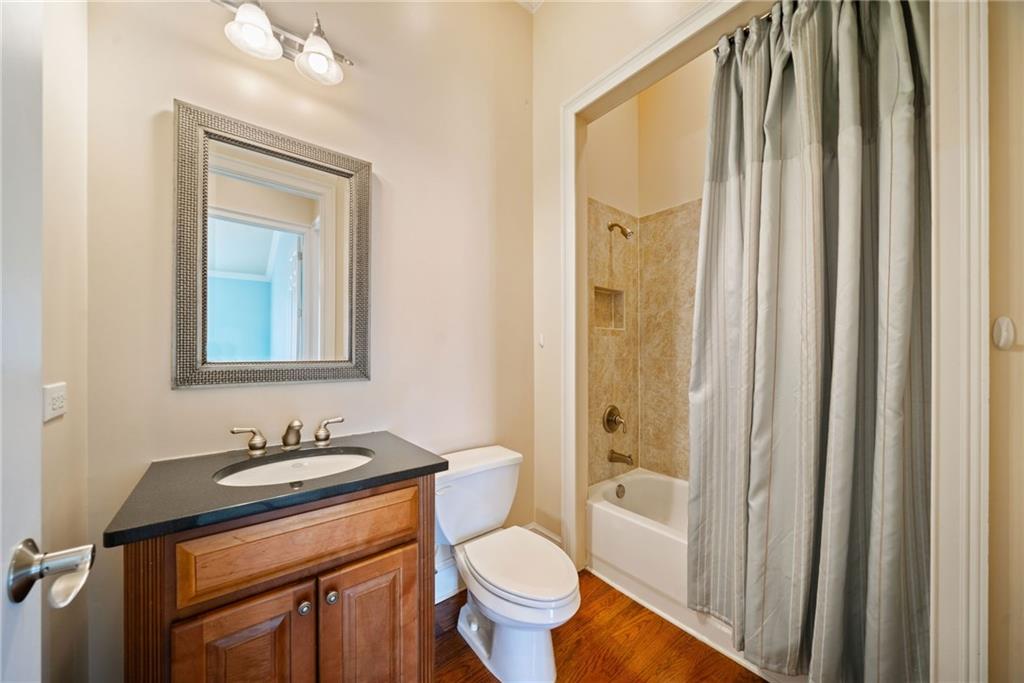 4955 Ivy Ridge Drive SE Unit 404