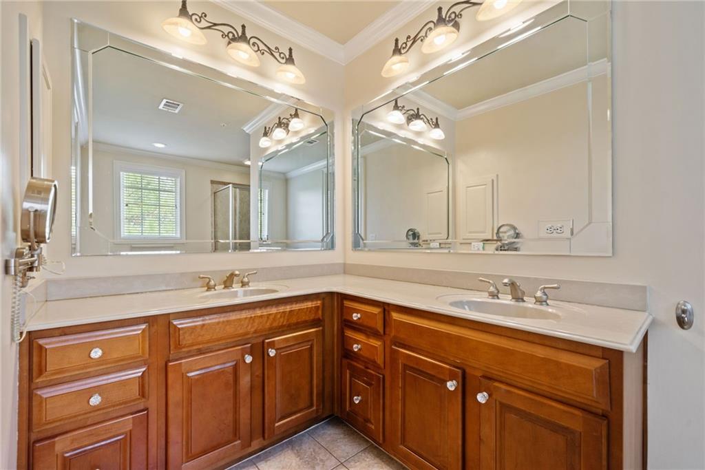 4955 Ivy Ridge Drive SE Unit 404