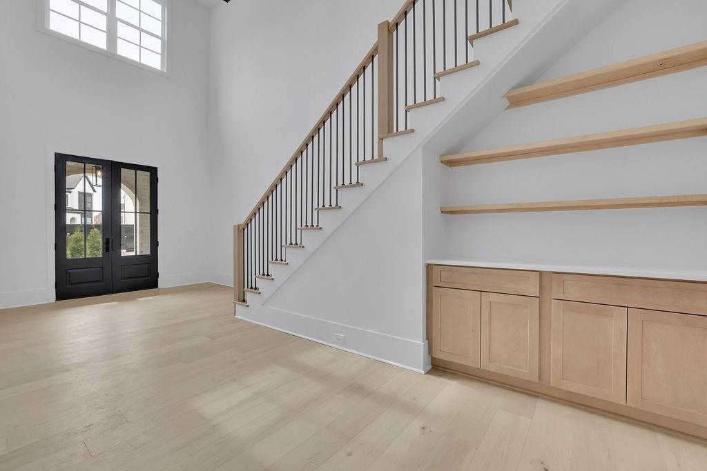 315 Hillcrest View Drive