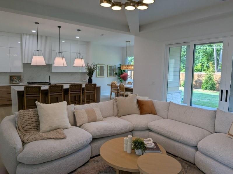 315 Hillcrest View Drive
