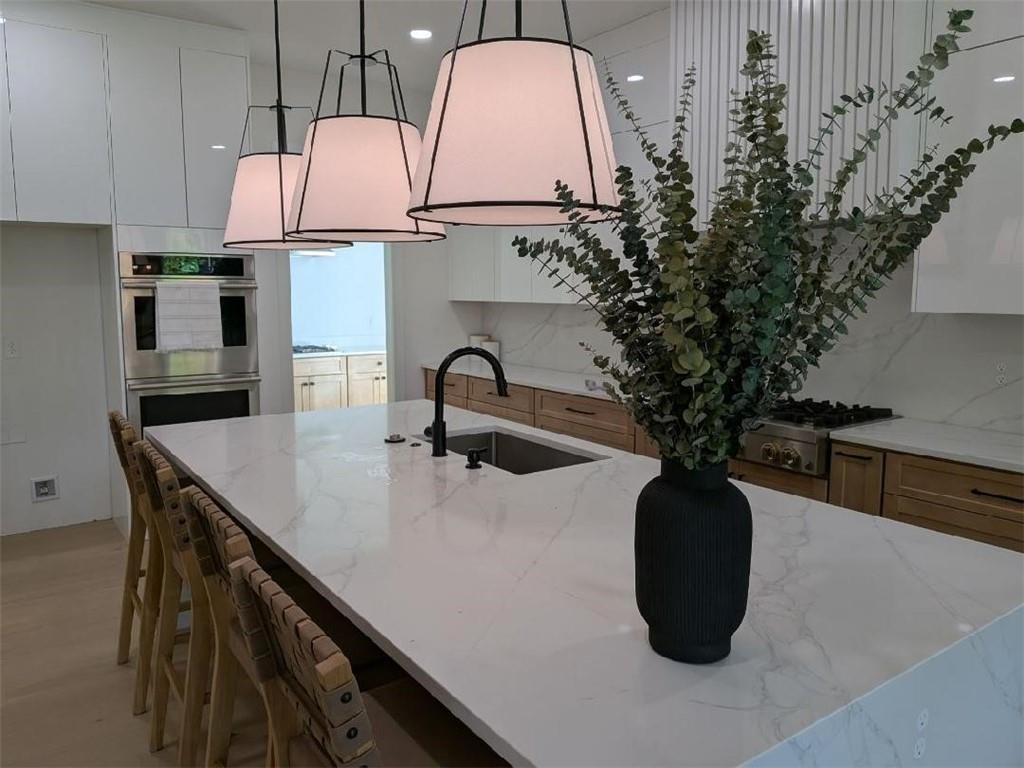 315 Hillcrest View Drive