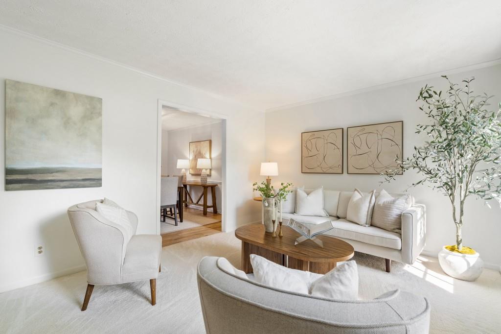 3214 Woodleaf Court