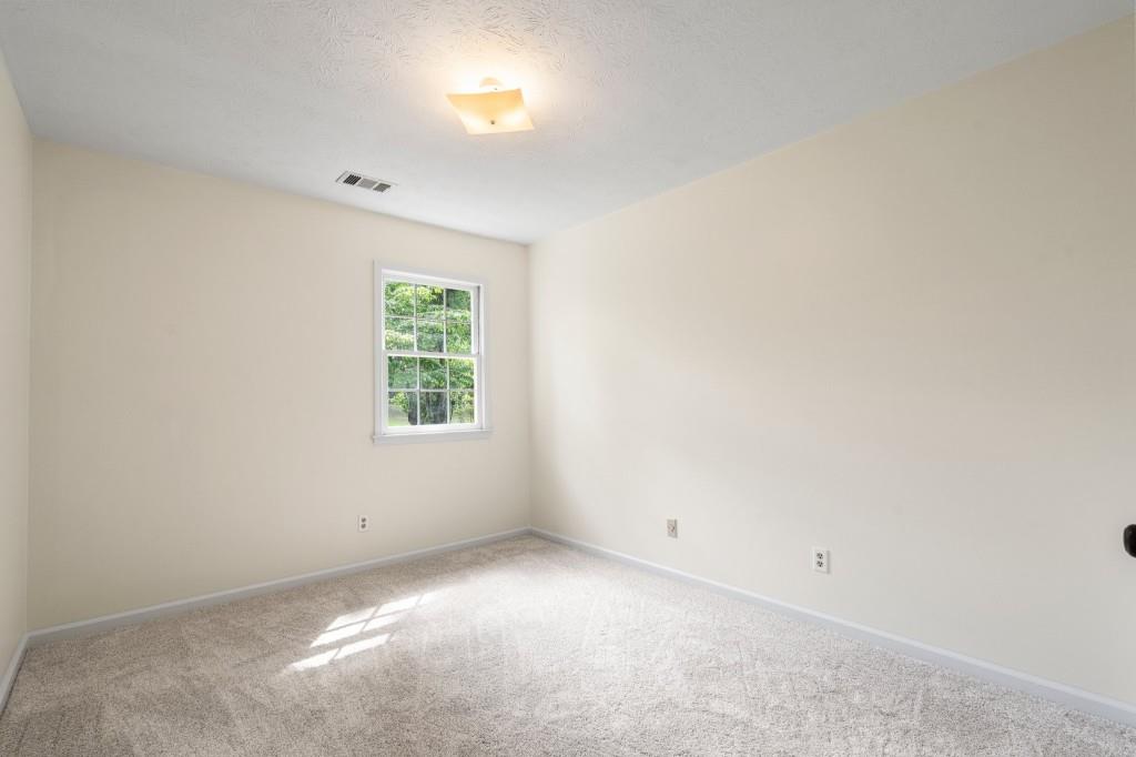 3214 Woodleaf Court