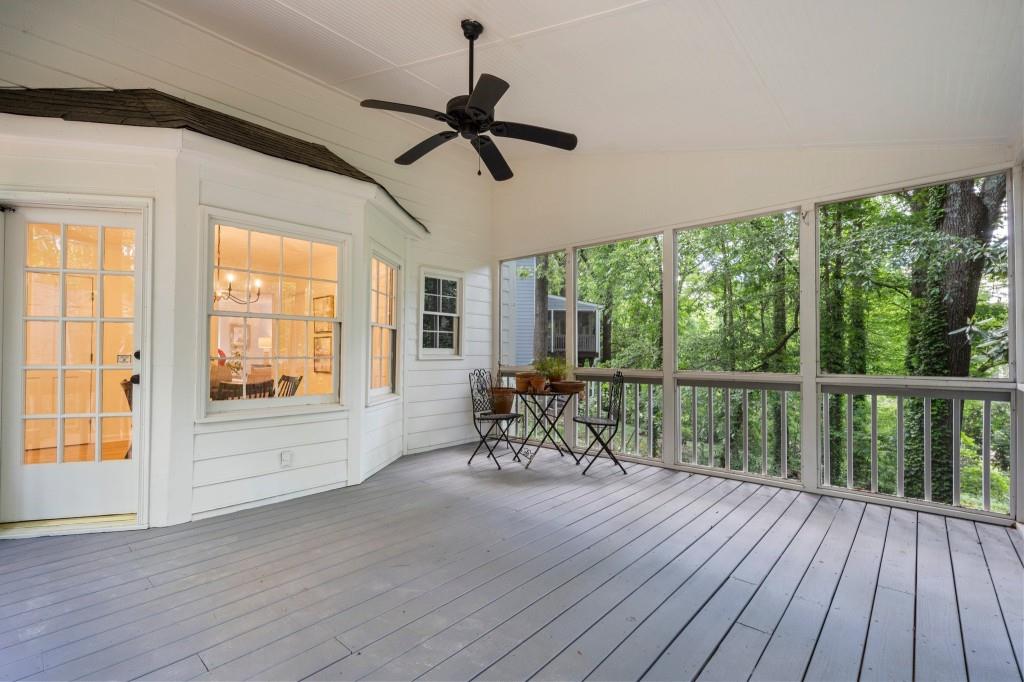 3214 Woodleaf Court