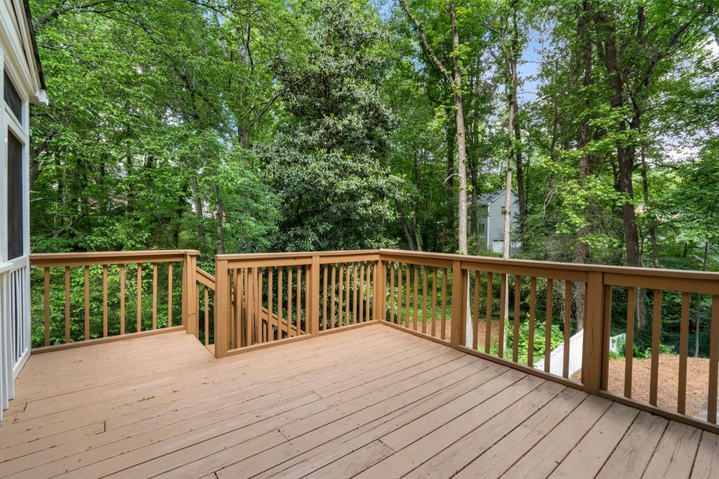 3214 Woodleaf Court