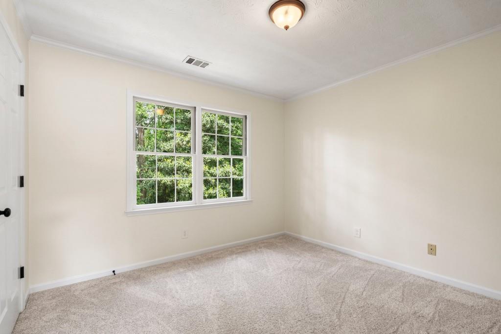 3214 Woodleaf Court