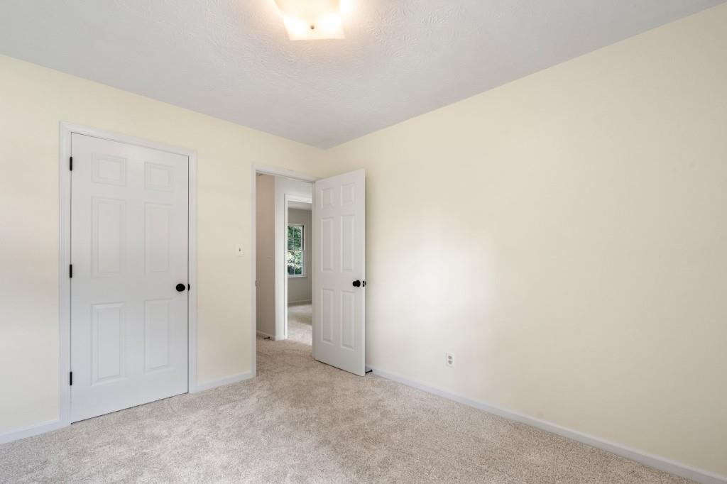 3214 Woodleaf Court