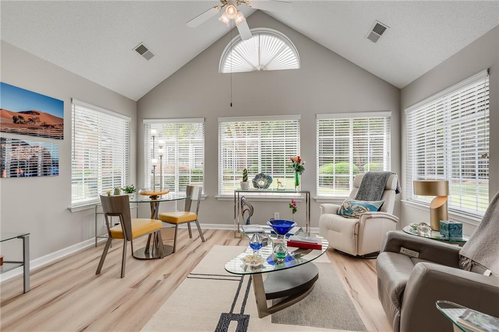 706 Village Lane