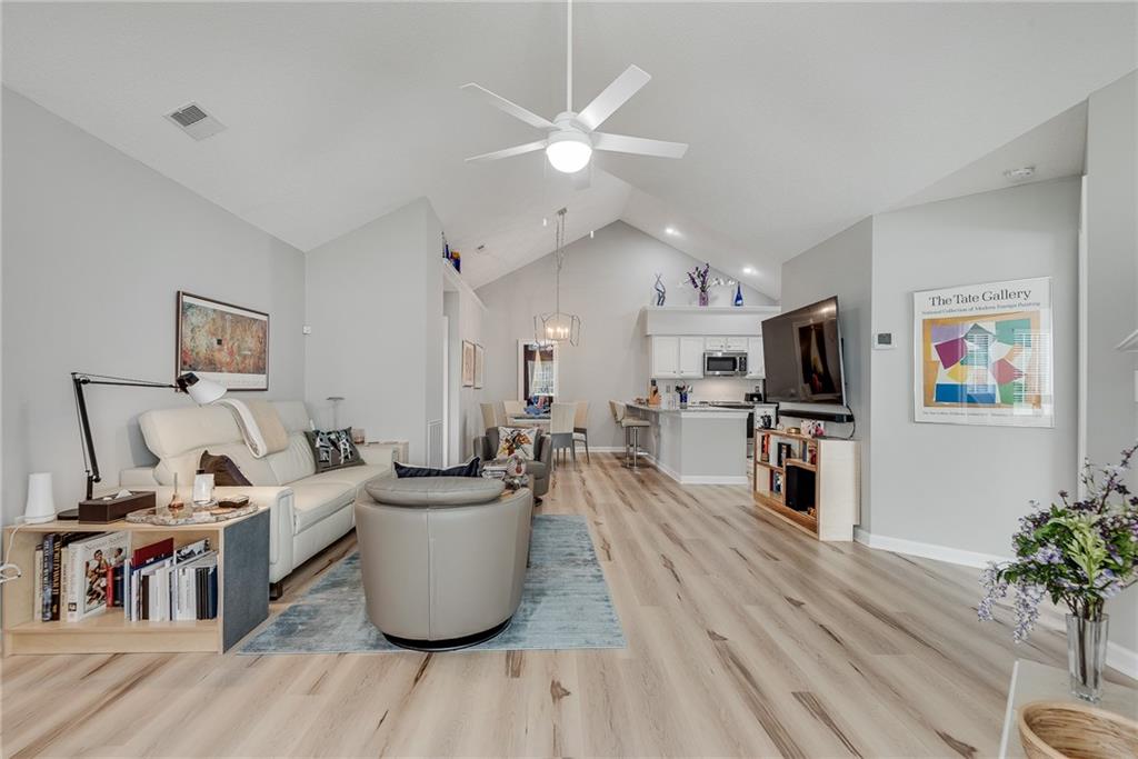 706 Village Lane