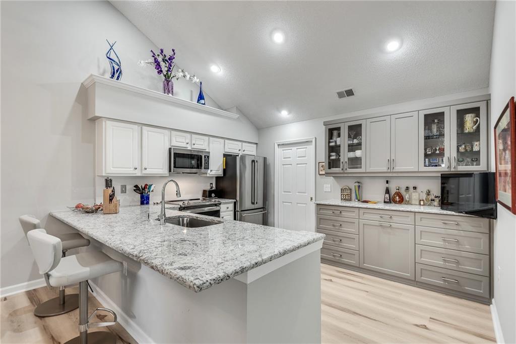 706 Village Lane