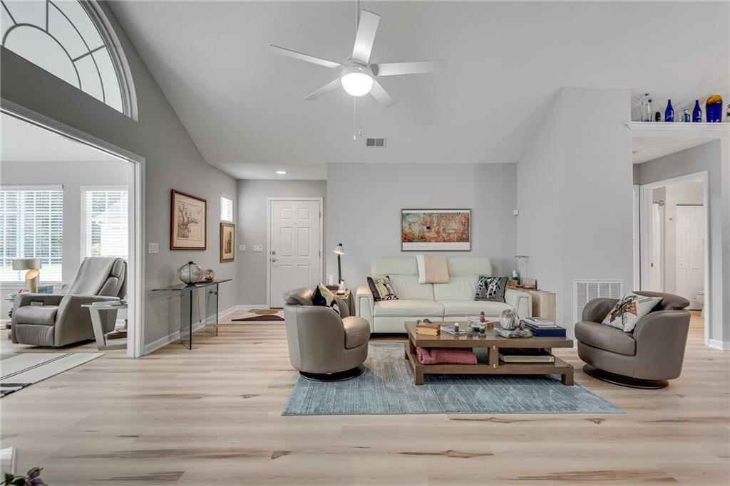 706 Village Lane