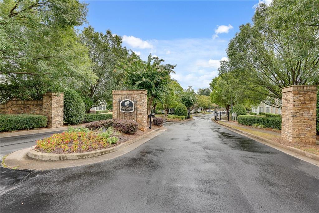 706 Village Lane