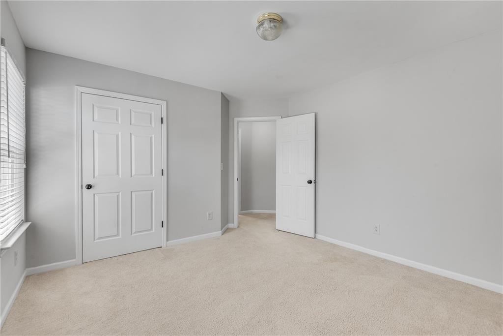 3675 Crescent Walk Lane