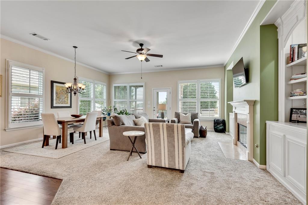 304 Woodridge Pass