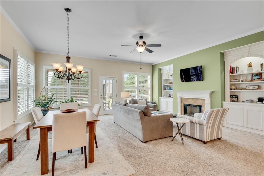 304 Woodridge Pass