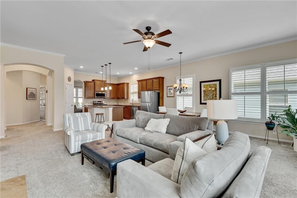 304 Woodridge Pass