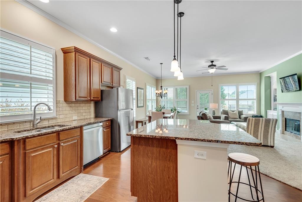 304 Woodridge Pass