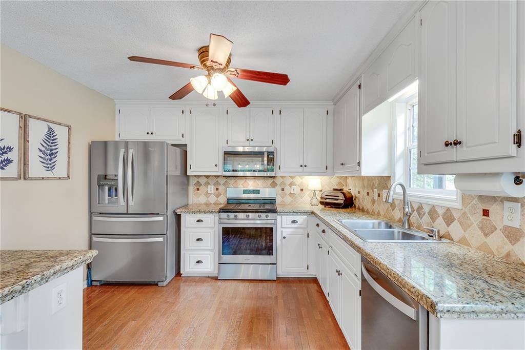 306 Glenvale Place