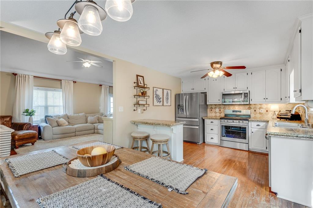 306 Glenvale Place