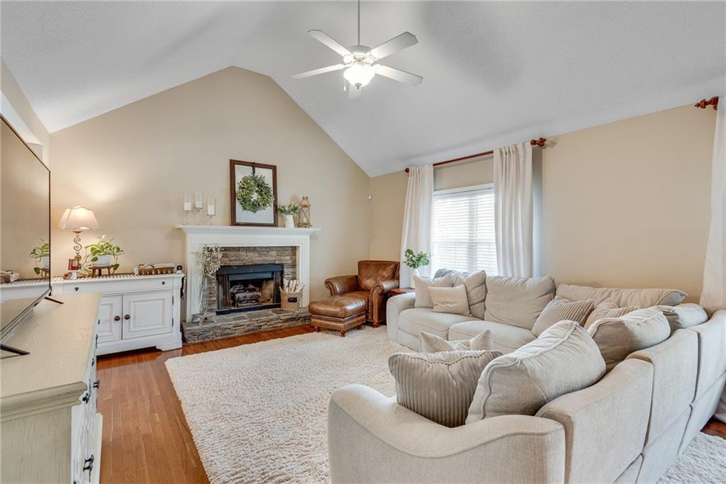 306 Glenvale Place