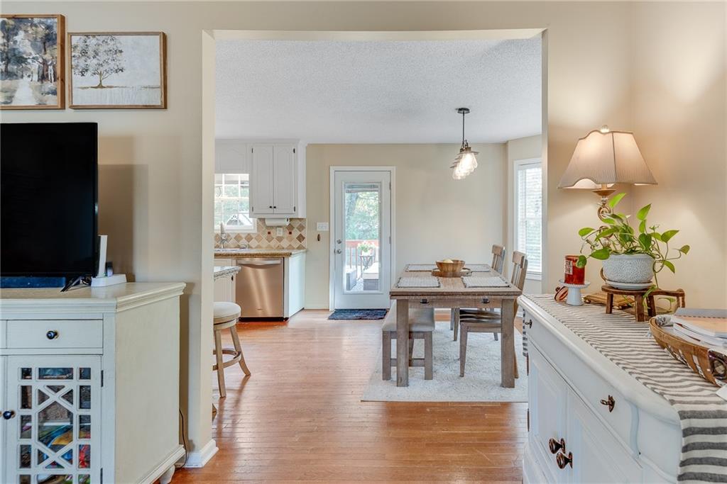 306 Glenvale Place