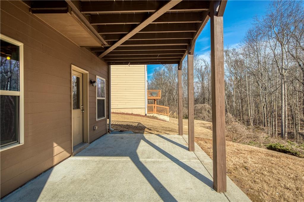 6120 Bluff Heights Drive